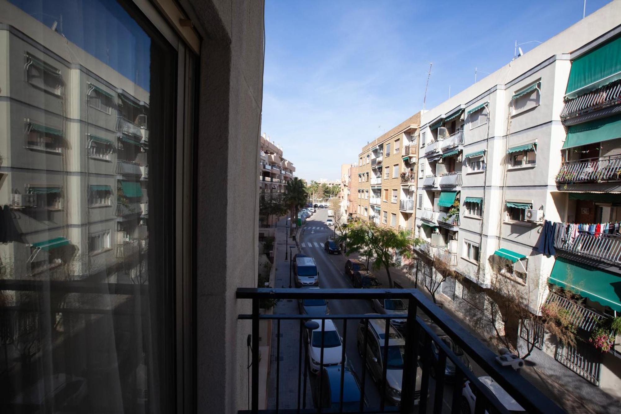 Acogedor Apartamento Valencia 3 Dormitorios Aldaia Exterior photo